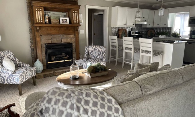 Thomasville House | Quiet 2 Bedroom Home
