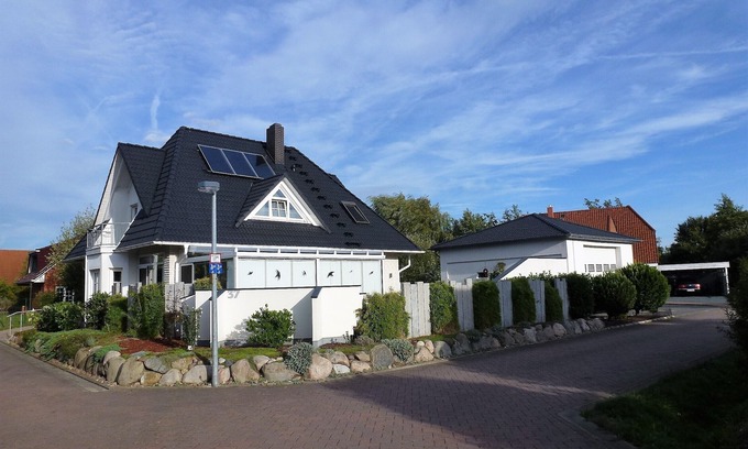 Region Hannover District Apartment | Quiet and cozy. Apartment complete equipped, near Hanover and fair