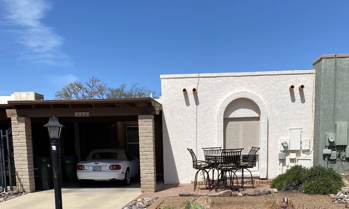 Desert Hills Estates House | Quiet and Cozy DH2 Townhome close to DH social center