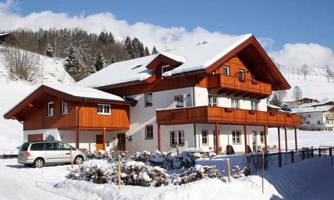 Saalfelden am Steinernen Meer Apartment | Quiet and nice apartment with a terrace