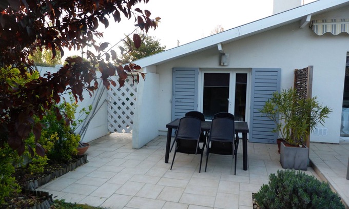 La Teste-de-Buch Apartment | Quiet apartment in the Arcachon basin near beach