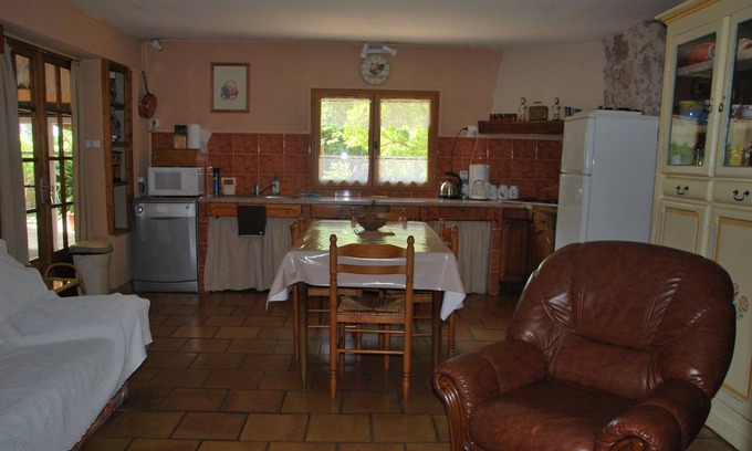 Agde Apartment | Quiet apartment in an old renovated house