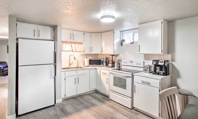 Post Falls Apartment | Quiet Apartment w/Deck: Hiking, Lake & More!
