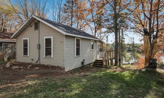 Hayward Cabin | Quiet cabin on Moose Lake in Hayward, Wisconsin.