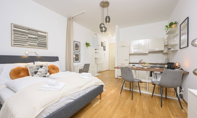 Hutteldorf Apartment | Quiet & Comfortable Studio Apartment in Vienna