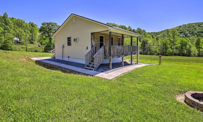 Blackwater Ski Chalet | Quiet Country Living on 40 acres