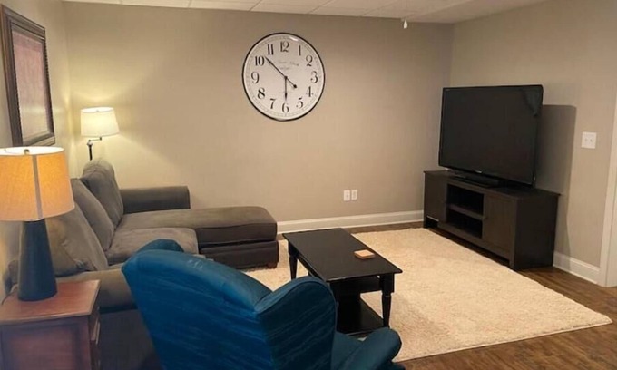 Inman Apartment | Quiet Country Retreat Spacious 2B Suite near ATL