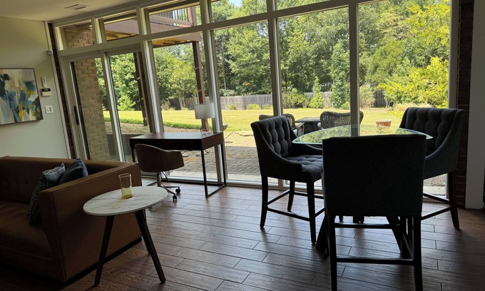 Wade Hampton House | Quiet, Cozy, Best Location in GVL!