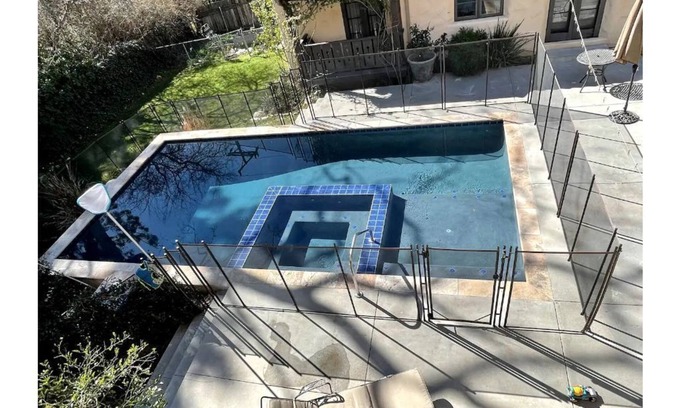 Altadena Cottage | Quiet, Cozy, Mediterranean style back house.