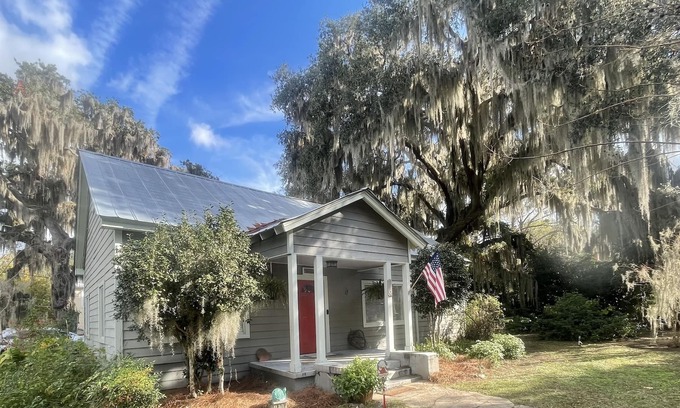 Darien House | Quiet Darien GA Home