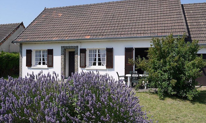 Gouville-sur-Mer House | Quiet family house for holidays near the sea and shops