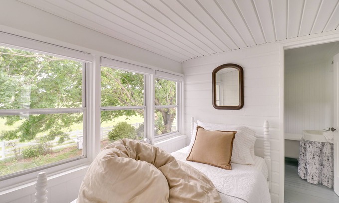 Elkton House | Quiet Farmhouse on 77 Acres Near Shenandoah River!