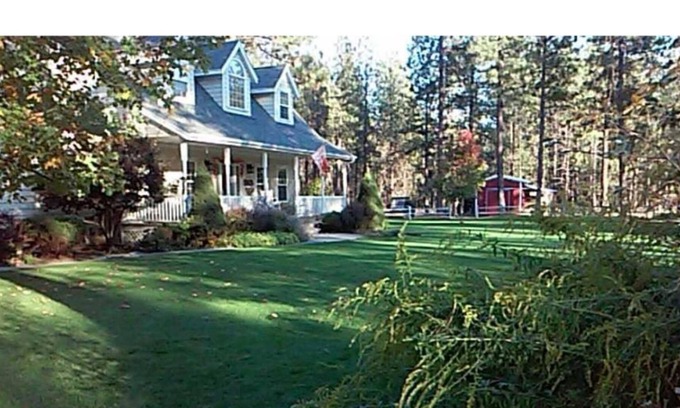 Spokane Apartment | Quiet Farmhouse Studio Apartment