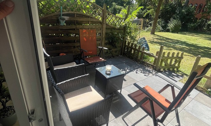 St Lorenz Apartment | Quiet garden apartment in Lübeck
