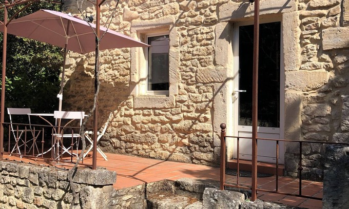 La Baume-de-Transit Other | Quiet gîte with swimming pool, sleeps 2