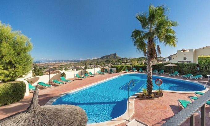 Diputacion de Rincon de San Gines Apartment | Quiet ground floor 3 bedroom apartment - private patio - pools with jacuzzi