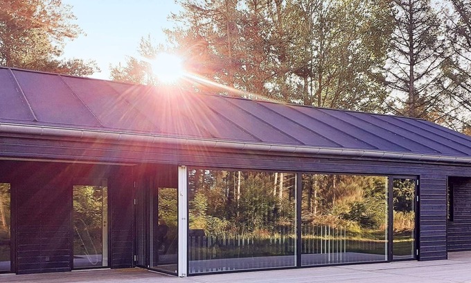 Skallerup Klit House | Quiet Holiday Home in Hjørring with Nature View