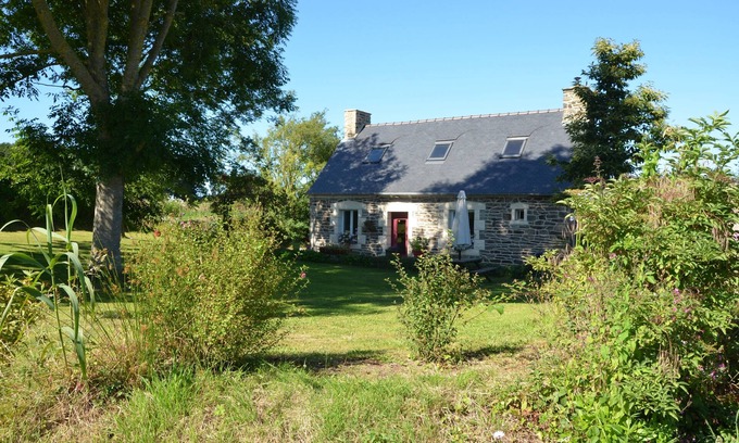 Pleudaniel House | Quiet house between land and sea near Paimpol 3* rated accommodation