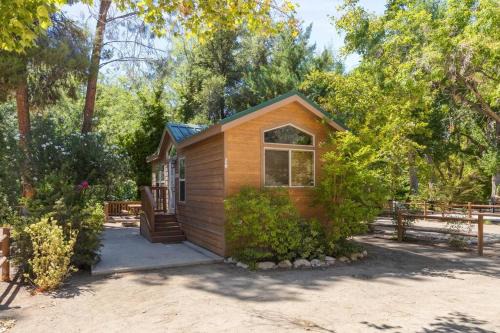 Kernville House | Quiet little pet friendly cabin