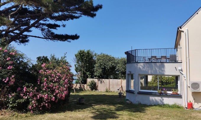 Guidel-Plages Apartment | Quiet location close to beaches Ideal for family weekends April, May, June 2025.