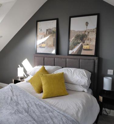 Cotham House | Quiet Loft Room