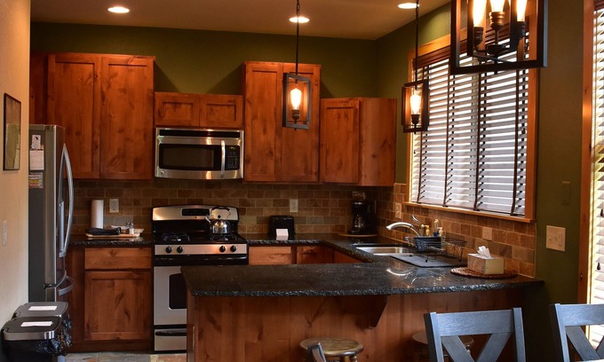 Loveland House | Quiet Loveland Escape – Close to Downtown, Parks & I-25