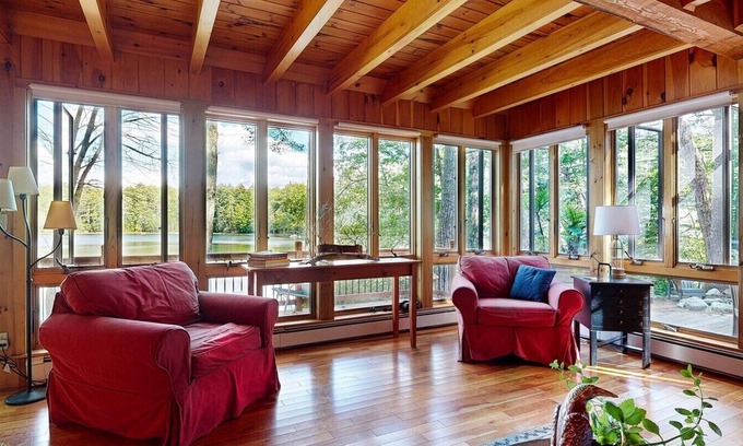 Denmark Cottage | Quiet, picturesque lake cottage on Long Pond. 7 minutes to Pleasant Mountain!