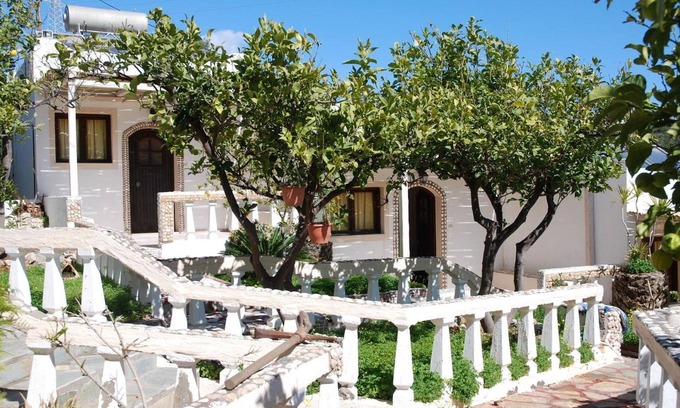 Ammoudara Villa | Quiet place with efflorescent garden