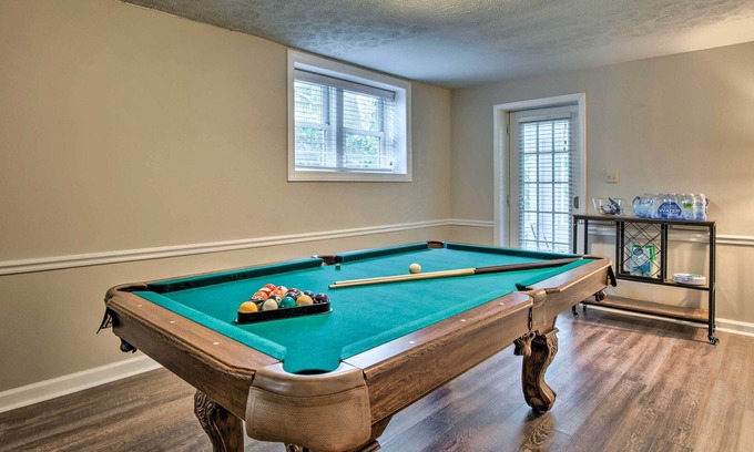 Buford Highway House | Quiet & Relaxing Atlanta Gem w/ Pool Table