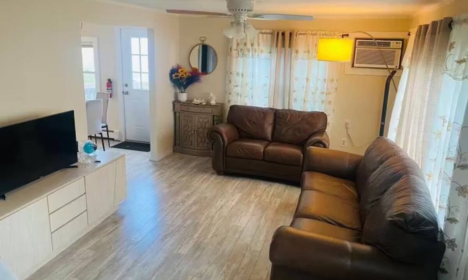 Manahawkin House | Quiet Retreat at 5 min from LBI