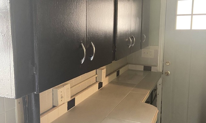 South Side Apartment | Quiet & sunny
