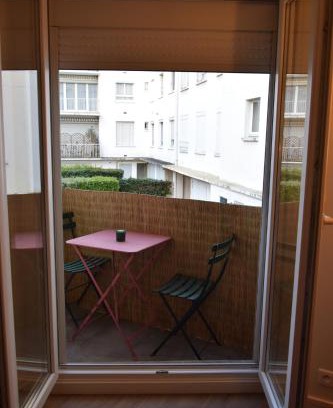 Versailles Apartment | Quiet Tiny Apartment