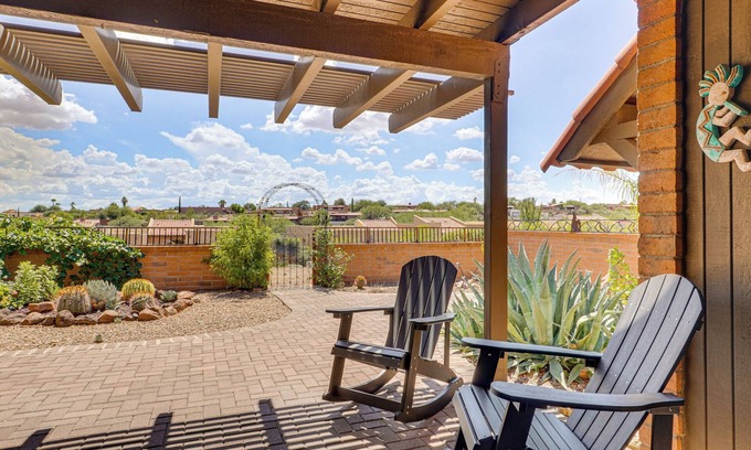 Green Valley House | Quiet Townhome w/Mountain Views in Green Valley