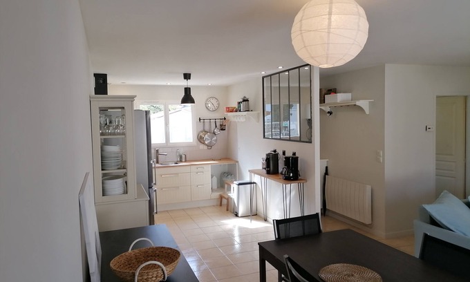 Grayan-Et-L'Hopital House | QUIET VACATION HOME 6 MINUTES FROM THE BEACH, CLEAN AND WELL-KEPT