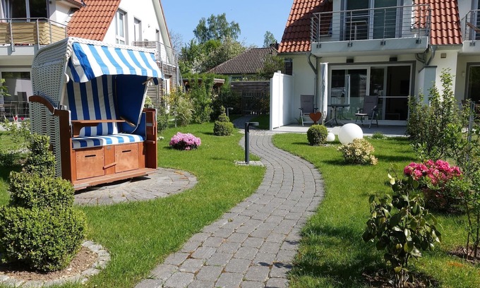 Hohwacht Apartment | Quiet vacation apartment on the Baltic Sea with garden terrace for up to 3 people