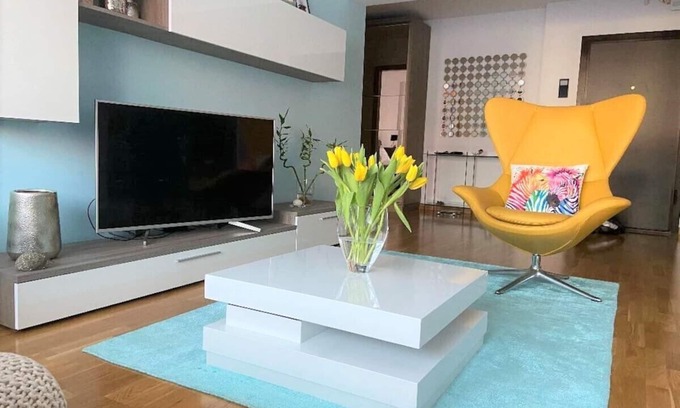 Bucharest Apartment | Quiet&Vibrant&Luxurious Apartment in Central Bucharest !