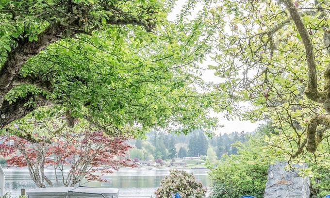 Bremerton House | Quiet Waterfront Home with outdoor fireplace, HOTUB & private beachfront