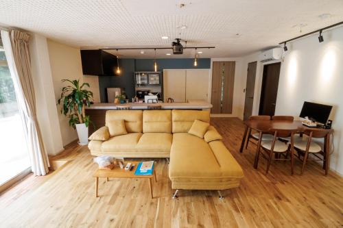 Mifune-machi Apartment | Quilotoa Mifune Guesthouse