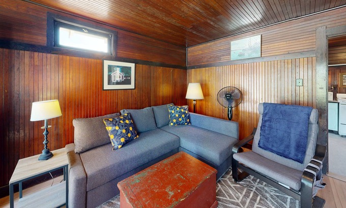 Oak Bluffs Cottage | Quintessential Martha's Vineyard cottage with yard/patio - walk to Inkwell Beach