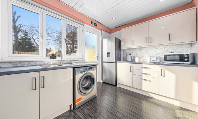 Glasgow House | Quirky Family Home in Glasgow