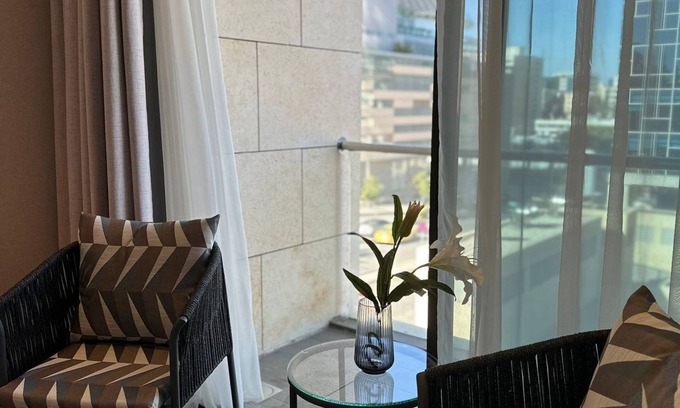 Al Abdali House | quite and peaceful apartment with modern furniture In the heart of Amman Abdali