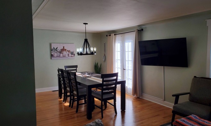 Barnum West House | Quite and spacious house with gulch passing through property & a park backyard