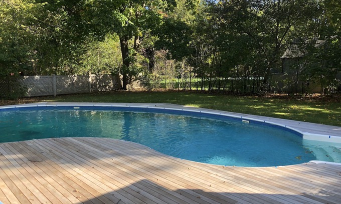 Quogue House | Quogue in village South of HWY Lovely Fully Equipped 3BR House with Pool