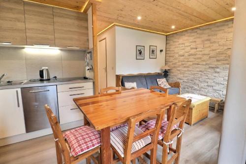 Meribel-Mottaret Apartment | Résidence Asphodeles - AGREABLE 2 PIECES, SEJOUR LUMINEUX MAE-7336