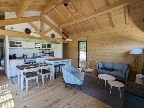 Le Verdon-sur-Mer Ski Chalet | Résidence Copropriété De La Plage - 107 - Invitation au repos dans ce chalet en bois MAE-4471