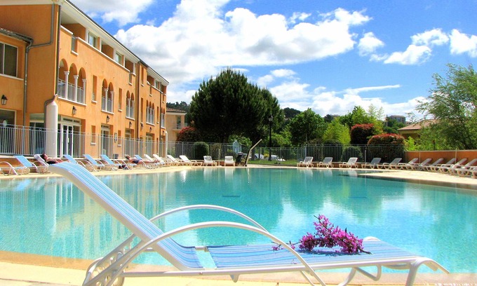 Greoux-les-Bains House | Résidence Odalys La Licorne de Haute Provence