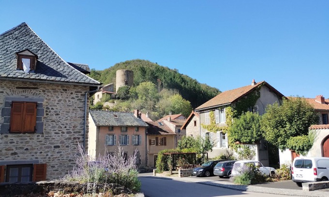 Blesle Hotel | Rêve de la Vallée