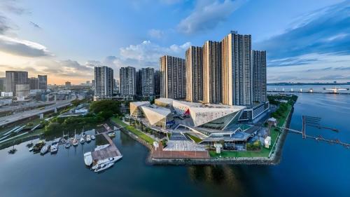 Central District Apartment | R&F Princess Cove Seine Region by FUJU with Seaview at JB City Centre#Adjacent to Singapore#5 mins walk to ClQ#Free Parking#中英文房东