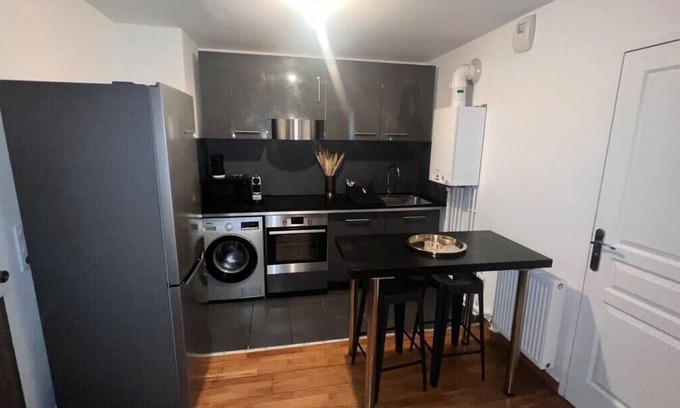 Rosny-sous-Bois Apartment | R02 Appartement Cozy en zone pavillonaire