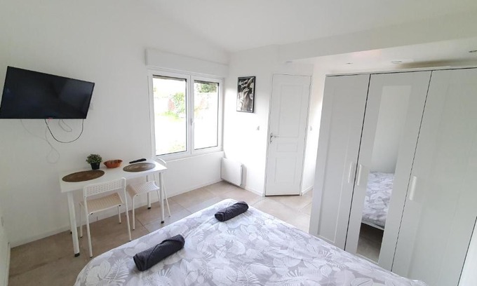 Cambrai Apartment | R10 Idéal déplacement pro